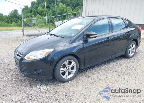 2013 Ford Focus Se z USA, uszkodzony, nr VIN 1FADP3F28DL232167